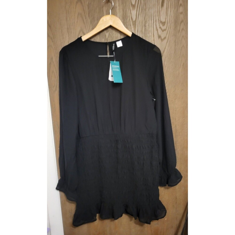 H&M Divided Women's Smocked Mini Dress Black Size Large